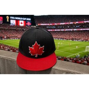 Canada Souvenirs Snapback Hat Black Red Maple Leaf Embroidered Cotton Cap‎ OSFM